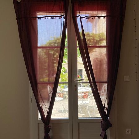 Chambre D'Hotes Le Jardin Des Cigales Bed and Breakfast Aubignan Exterior foto